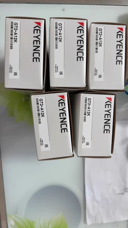 KEYENCE GT2-A12K Laser Sensor - Accurate Distance Measurement 1 KEYENCE GT2-A12K Laser Sensor - Accurate Distance Measurement