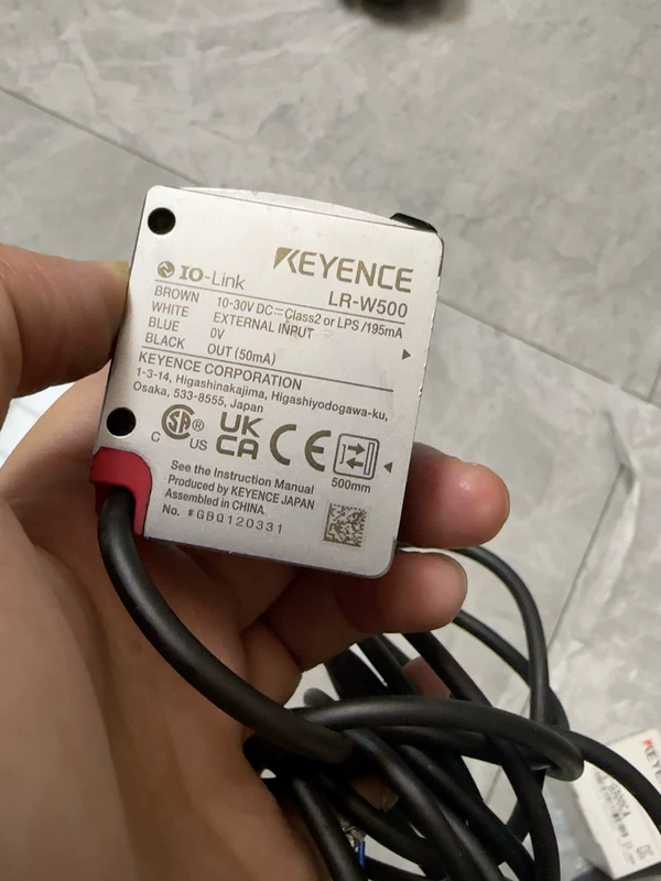 KEYENCE LR-W500 Laser Sensor High Precision Measurement 1 KEYENCE LR-W500 Laser Sensor High Precision Measurement