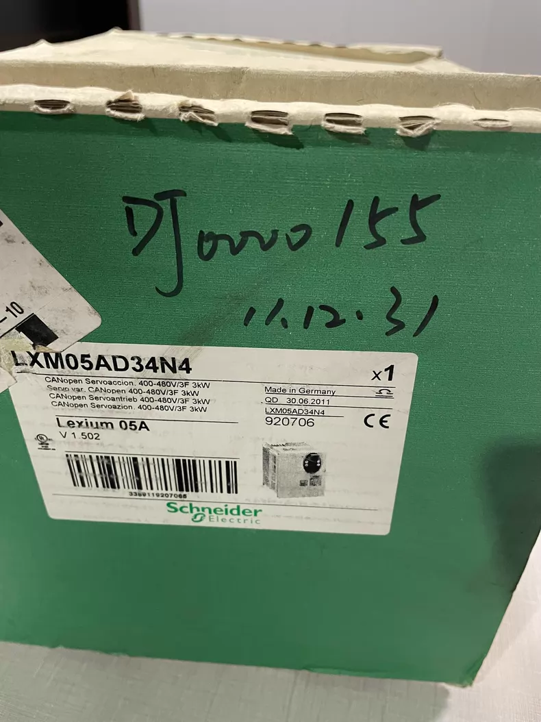 Schneider Servo Drive LXM05AD34N4 - Industrial Automation Solution