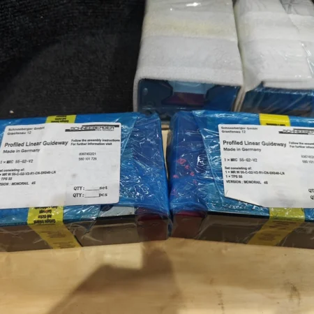 Hotel Schneeberger MRC55-G2-V2 Roller Linear Guide Block