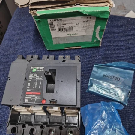 Schneider Molded Case Circuit Breaker Model LV429008