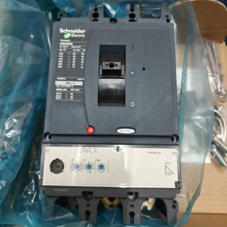 Schneider Molded Case Circuit Breaker NSX630N - Advanced Safety