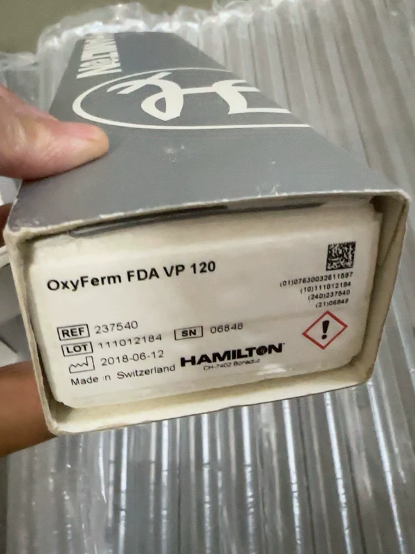 HAMILTON Dissolved Oxygen Sensor OxyFerm FDA VP 120 Model 1 HAMILTON Dissolved Oxygen Sensor OxyFerm FDA VP 120 Model