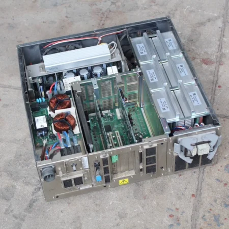 Nikki Denso RC7M-VSA2-2NNM-NN-NNN Robot Controller Unit