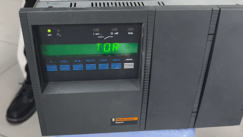 Schneider Protection Relay SEPAM 2035 Industrial Device 1 Schneider Protection Relay SEPAM 2035 Industrial Device