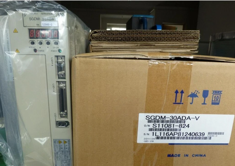 Yaskawa SGDM-30ADA-V Servo Drive - 30A AC Servo Amplifier 1 SGDM-30ADA-V