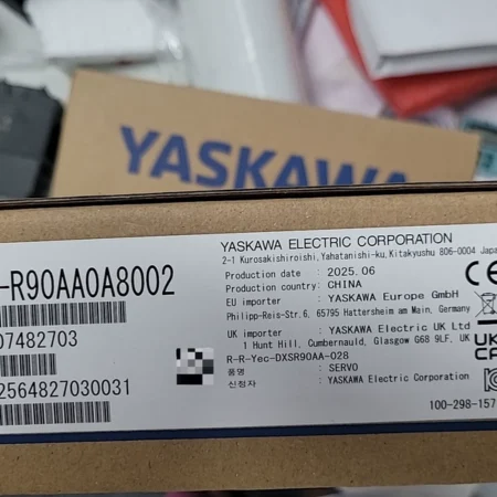 YASKAWA SGDXS-R90AA0A - Industrial Servo Drive Unit