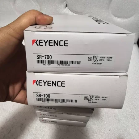 KEYENCE SR-700 - Industrial Barcode Reading Solution