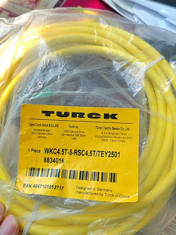 TURCK Connection Cable WKC4.5T-5-RSC4.5T/TEY2501 - Durable Wiring 1 TURCK Connection Cable WKC4.5T-5-RSC4.5T/TEY2501 - Durable Wiring