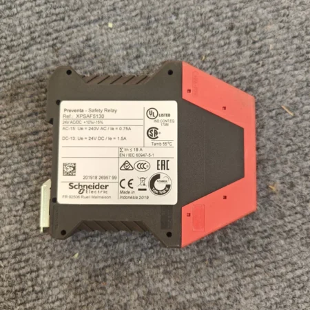 Schneider Safety Relay XPSAF5130 Reliable Industrial Control