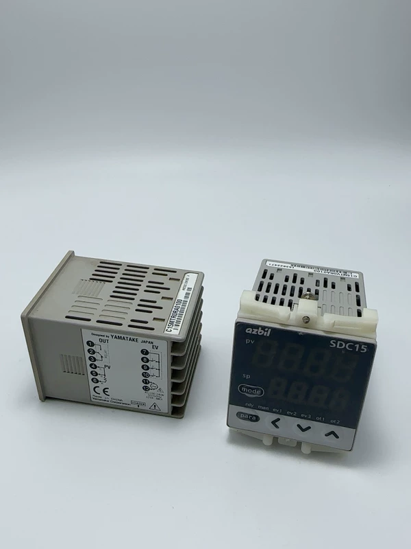 Azbil Temperature Controller SDC15 Accurate Temp Regulation 1 Azbil Temperature Controller SDC15 Accurate Temp Regulation