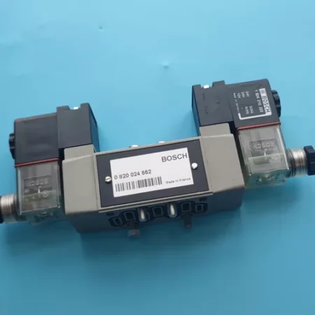 BOSCH 08200245520 Solenoid Valve - Industrial Grade