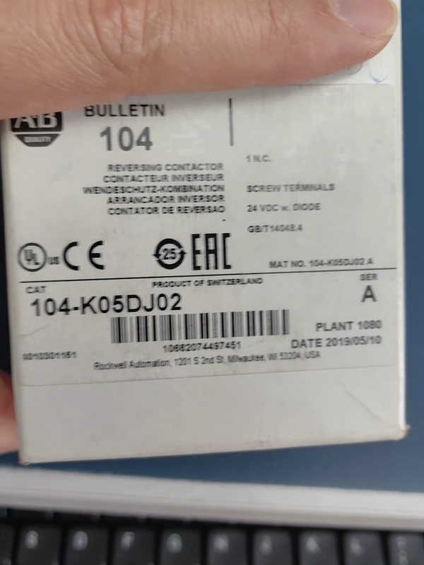 Allen-Bradley 104-K05DJ03 Motor Starter - Durable 1 Allen-Bradley 104-K05DJ03 Motor Starter - Durable