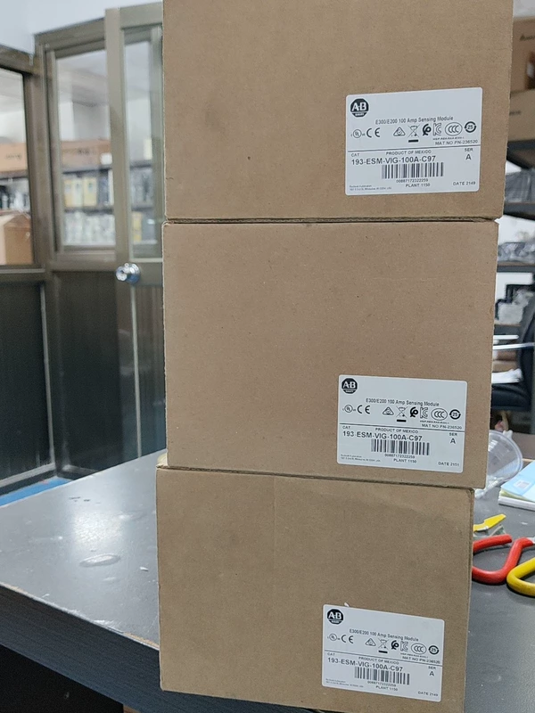 Allen-Bradley 193-ESM-VIG-100A-C98 Motor Protector 1 Allen-Bradley 193-ESM-VIG-100A-C98 Motor Protector
