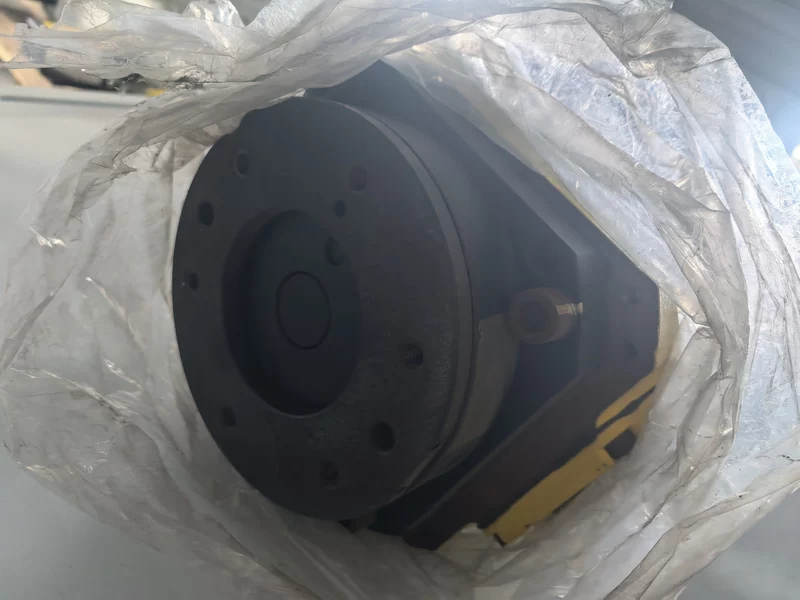 Automotive Welding Robot Wrist FANUC 2000IB165F 3 Automotive Welding Robot Wrist FANUC 2000IB165F - Image 3