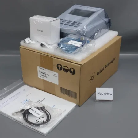 Lab Conductivity Measurement Agilent 3200C G4384-64000 Meter