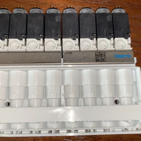 Industrial Fluid Control ABB 3HNA026339-001 Valve