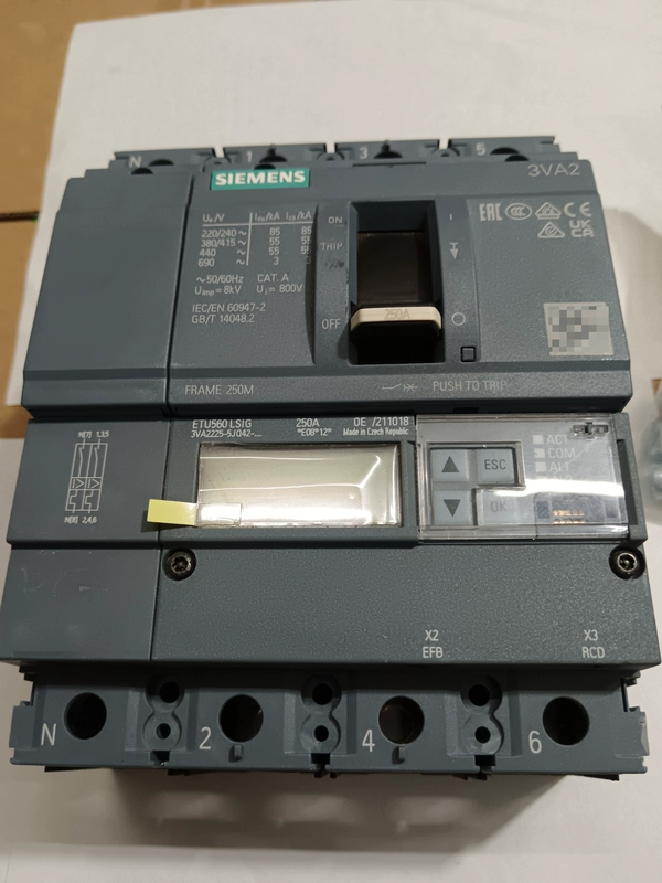 Industrial Power Protection Siemens 3VA2225-5JQ42-0AA0 Breaker