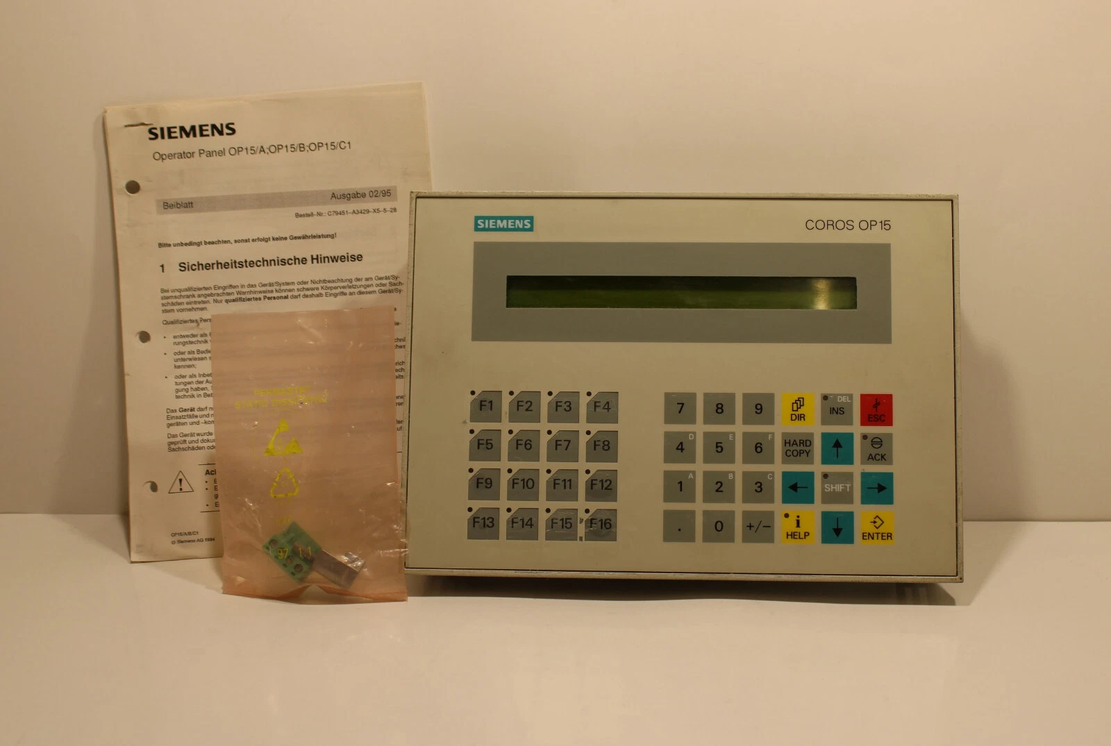 Industrial HMI Solution SIEMENS 6AV3515-1EB01 Operator