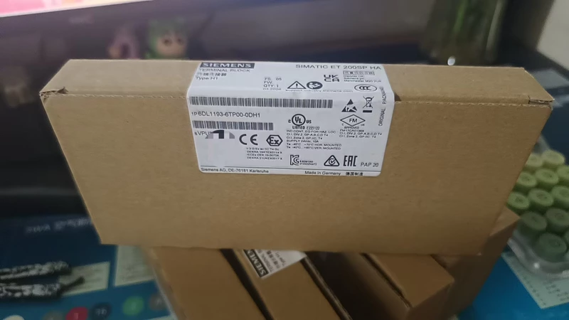 SIEMENS ET 200SP TP Module 6DL1193-6TP00-0DH2 1 SIEMENS ET 200SP TP Module 6DL1193-6TP00-0DH2