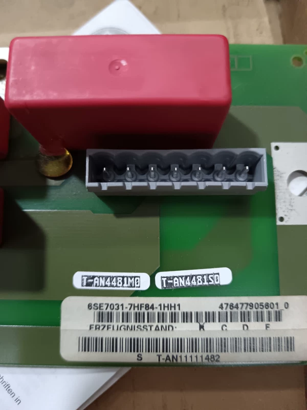 Industrial Motor Control SIEMENS 6SE7031-7HF84-1HH1 Drive Unit 2 Industrial Motor Control SIEMENS 6SE7031-7HF84-1HH1 Drive Unit - Image 2