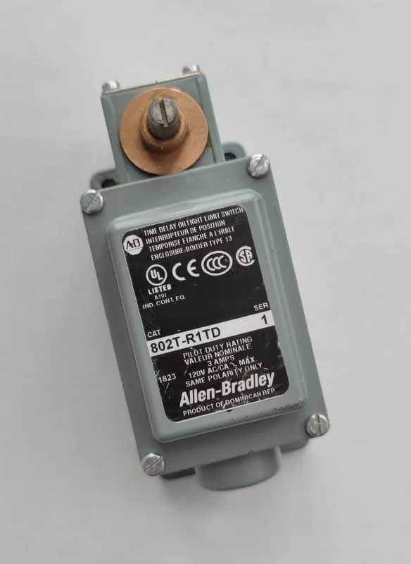Allen-Bradley 802T-R1TD Safety Switch - High-Performance Model 1 Allen-Bradley 802T-R1TD Safety Switch - High-Performance Model
