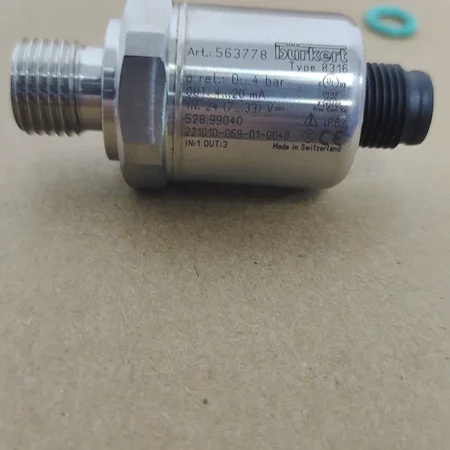 Burkert 8317 Level Transmitter - High Precision Sensor