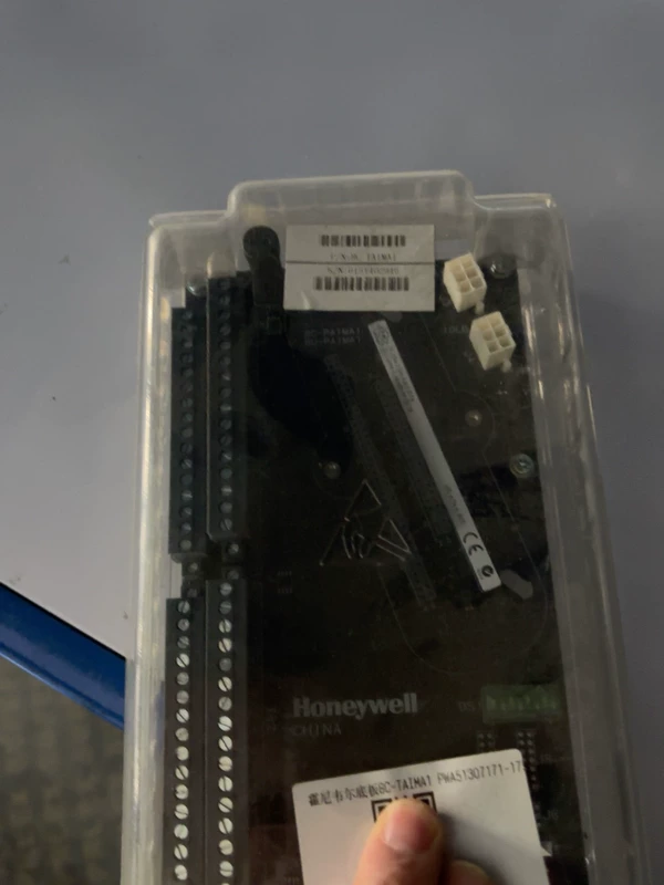 Industrial Control Baseplate Honeywell 8C-TAIMA1 1 Industrial Control Baseplate Honeywell 8C-TAIMA1