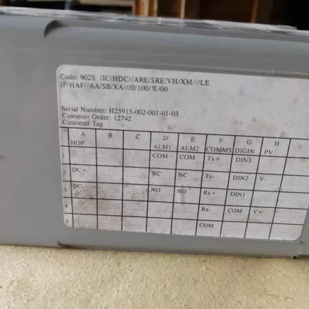 EUROTHERM Controller Model H25915-002-001-01-03 - Accurate