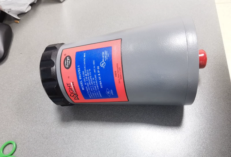 Fireye 95UVS2-1 Scanner for Boiler and Furnace Safety 1 Fireye 95UVS2-1 Scanner for Boiler and Furnace Safety