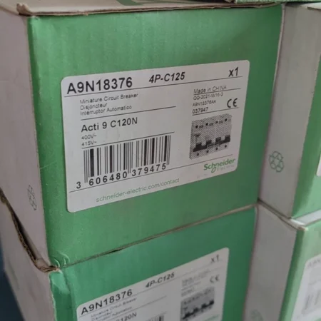 Miniature Circuit Breaker Schneider A9N18376 - Overload Protection