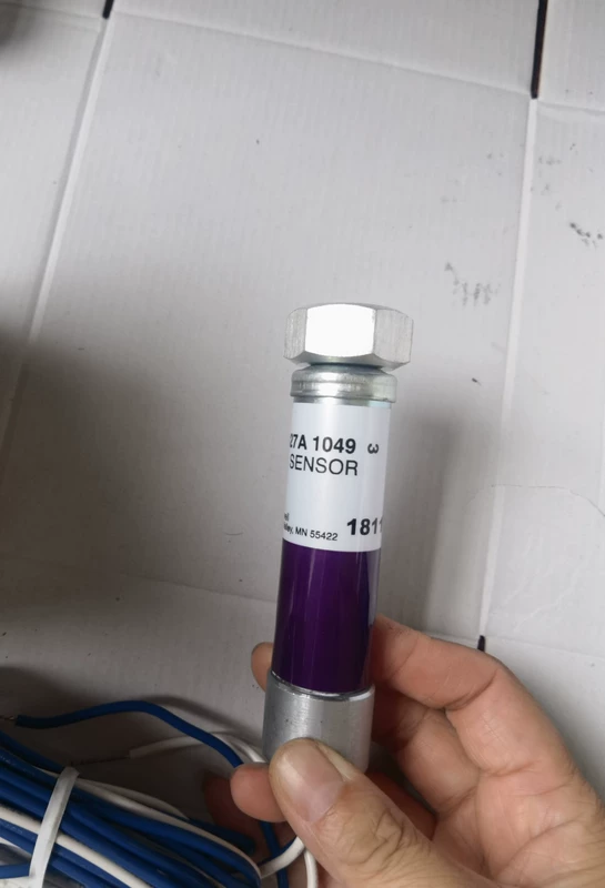 Industrial Burner Flame Detection Honeywell C7027A1049 UV Sensor 3 Industrial Burner Flame Detection Honeywell C7027A1049 UV Sensor - Image 3