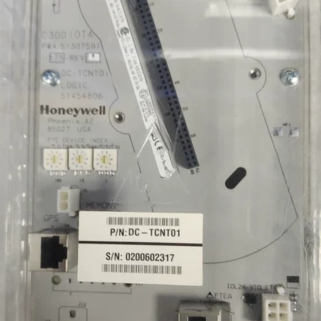 Honeywell CC-TCNT02 Controller Module - Industrial Automation