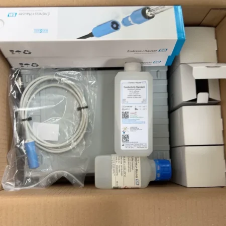 Industrial Water Quality Monitoring with Endress+Hauser CML18-19V5/0 Sensor