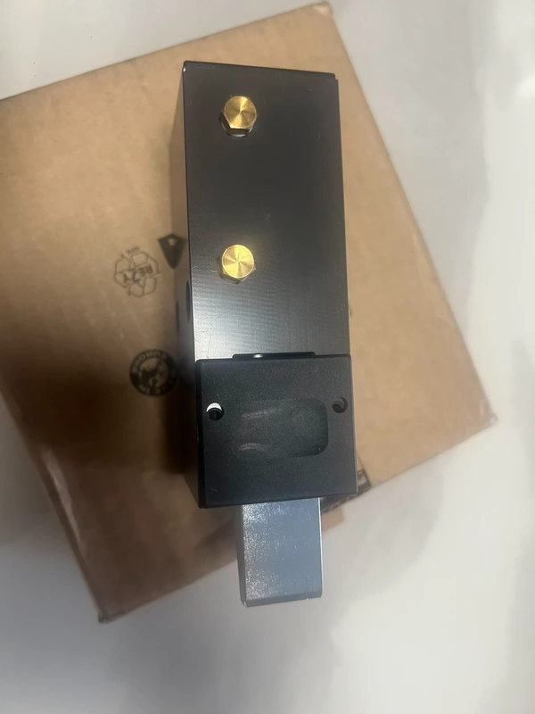 Worner D0-400-25-EW Pneumatic Stopper for Automation Lines 2 Worner D0-400-25-EW Pneumatic Stopper for Automation Lines - Image 2