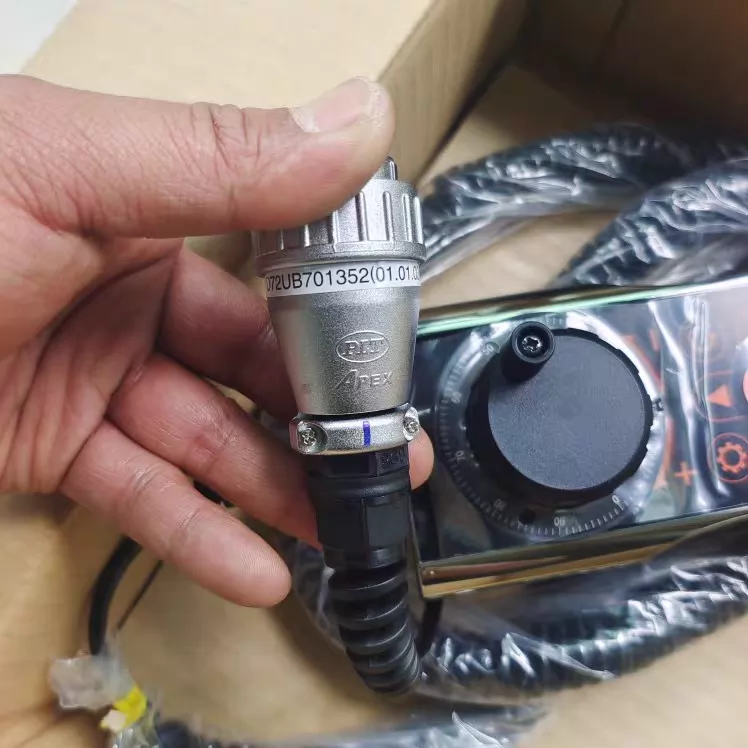 Precision Handwheel with Display MAZAK D72UB701352 for CNC Machines