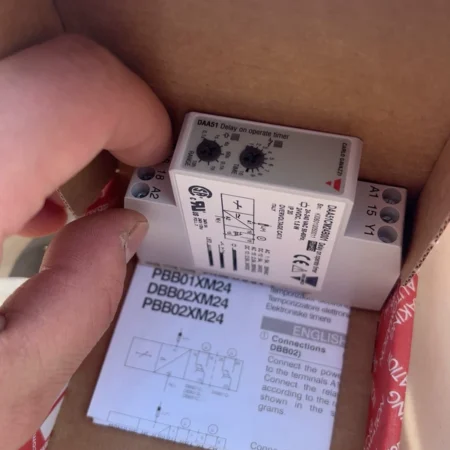 Carlo Gavazzi DBB01 Time Relay - Industrial Timing Solution