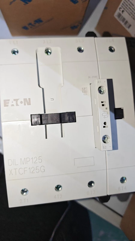Motor Contactor EATON DILMP125 XTCF125G0TD4 - 125A 3 Motor Contactor EATON DILMP125 XTCF125G0TD4 - 125A - Image 3