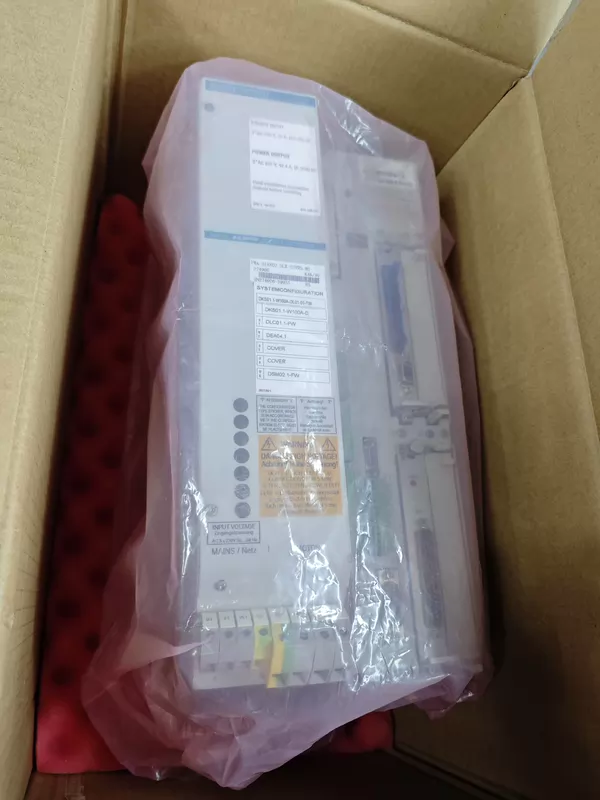 Industrial Motion Control with INDRAMAT DKS01.1-W100A-DL01-01-FW Drive 1 Industrial Motion Control with INDRAMAT DKS01.1-W100A-DL01-01-FW Drive