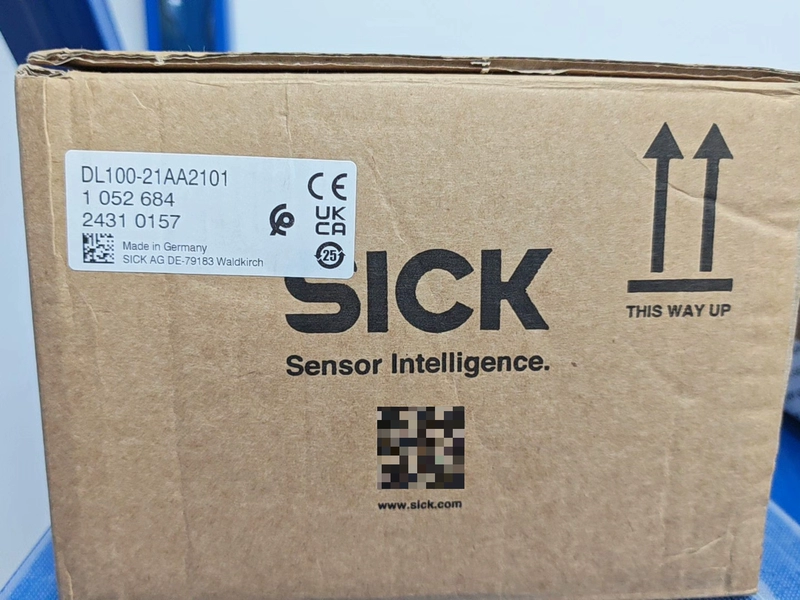 SICK DL100-21AA2101 Distance Sensor 1052685 1 SICK DL100-21AA2101 Distance Sensor 1052685