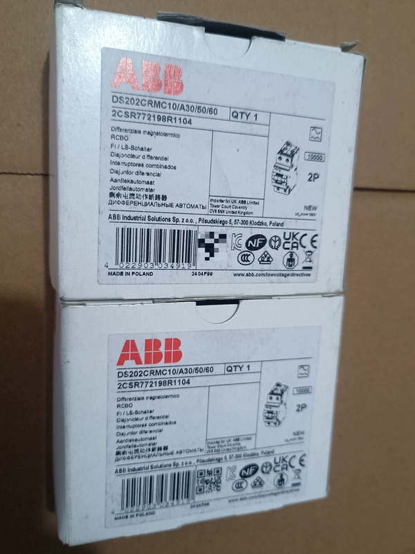 ABB DS202CRMC10 Relay Module 2CSR772198R1105 1 ABB DS202CRMC10 Relay Module 2CSR772198R1105