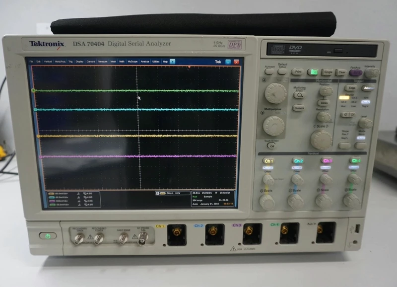 TEKTRONIX Digital Phosphor Oscilloscope DSA70404 - Clear Insights