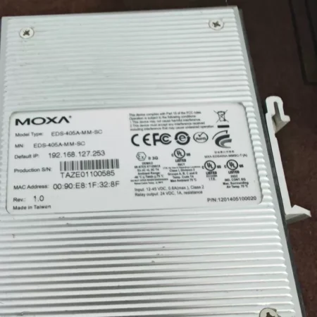 Moxa EDS-405A-SS-SC-T DIN-Rail Switch for Harsh Environments