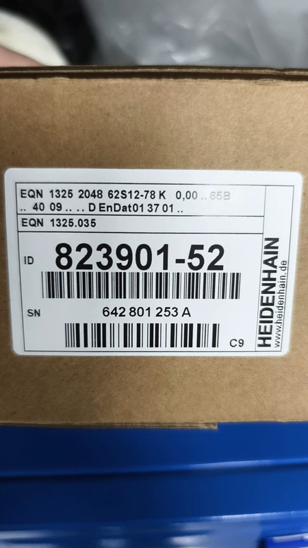 HEIDENHAIN EQN1325 Absolute Encoder 2048 S12-79 1 HEIDENHAIN EQN1325 Absolute Encoder 2048 S12-79