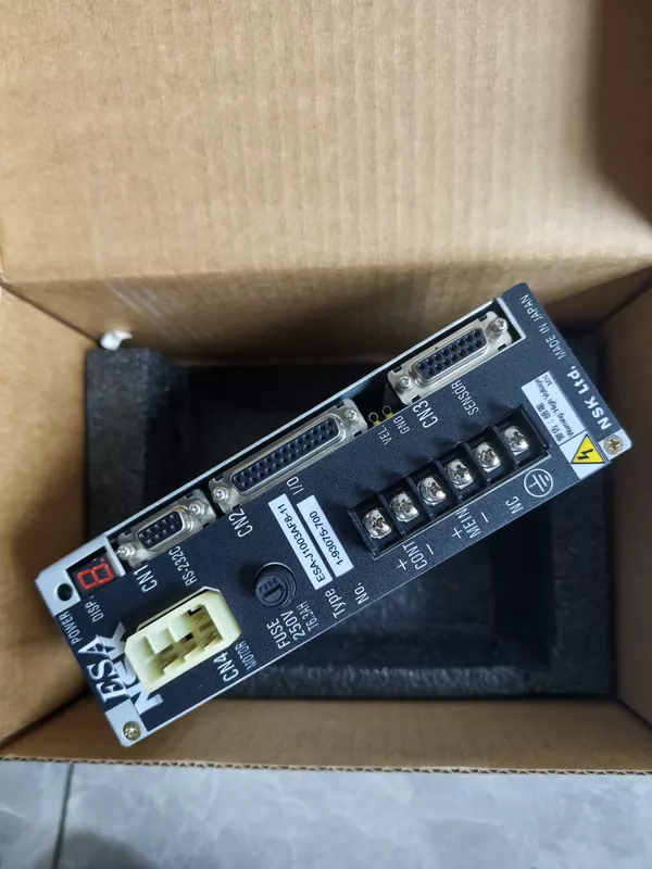Factory Automation NSK ESA-J1003AF8-11 1-93075-700 Servo Drive 1 Factory Automation NSK ESA-J1003AF8-11 1-93075-700 Servo Drive