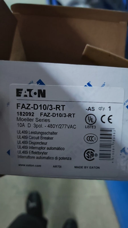 Miniature Circuit Breaker EATON FAZ-D10/3-RT 10A 3-Pole 1 Miniature Circuit Breaker EATON FAZ-D10/3-RT 10A 3-Pole