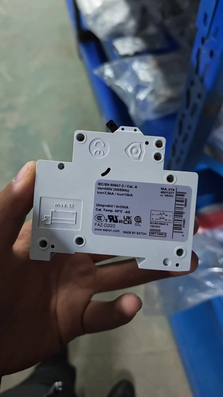 Miniature Circuit Breaker EATON FAZ-D20/2-AS 20A 3 Miniature Circuit Breaker EATON FAZ-D20/2-AS 20A - Image 3