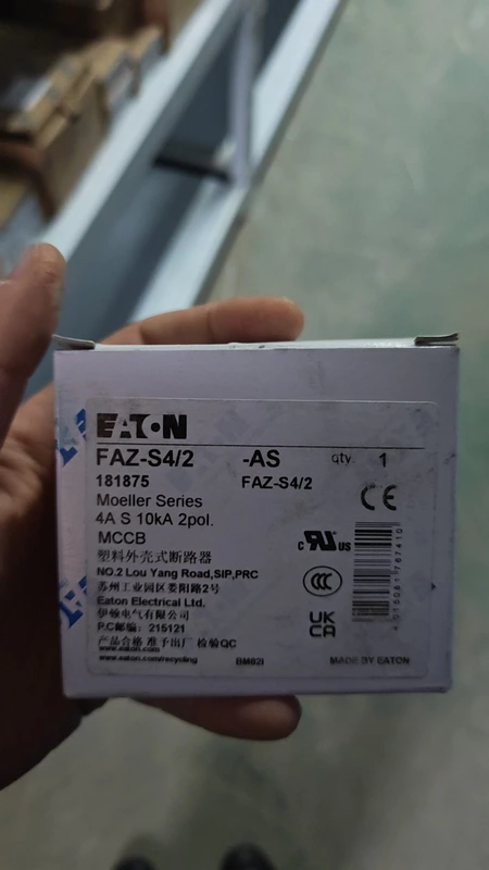 Miniature Circuit Breaker EATON FAZ-S4/2-AS - 4A 2-Pole 1 Miniature Circuit Breaker EATON FAZ-S4/2-AS - 4A 2-Pole