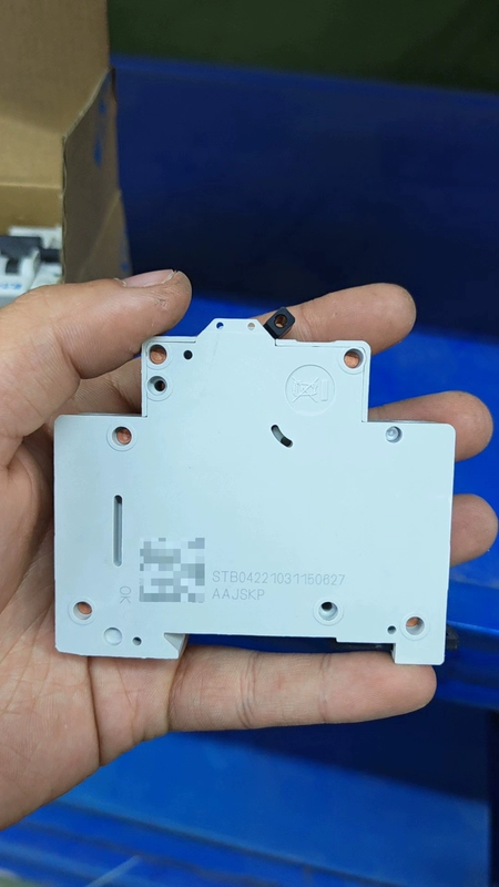 Molded Case Circuit Breaker EATON FAZ-Z201 20A 3 Molded Case Circuit Breaker EATON FAZ-Z201 20A - Image 3
