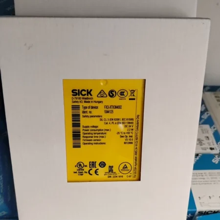 Machine Safety Solution SICK FX3-XTIO84002 for Production
